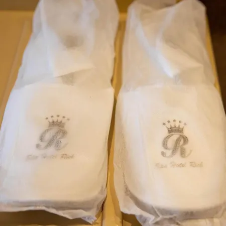 Luxury Rich 3 شقة فيلينغراد